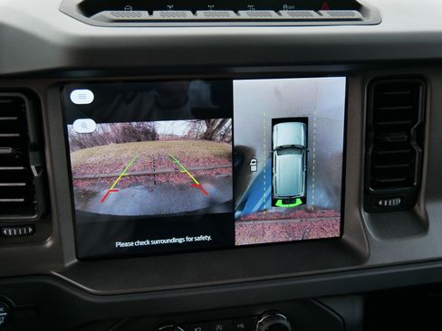 Used 2025 Ford Bronco Badlands AWD/4WD image 33