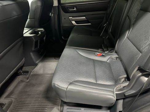 Used 2024 Toyota Sequoia SR5 w/ SR5 Premium Package AWD/4WD image 44