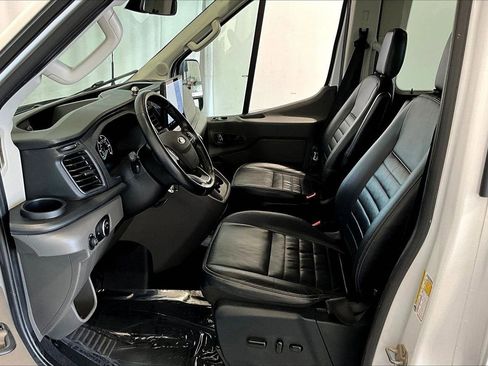 Used 2023 Ford Transit 350 XLT image 18