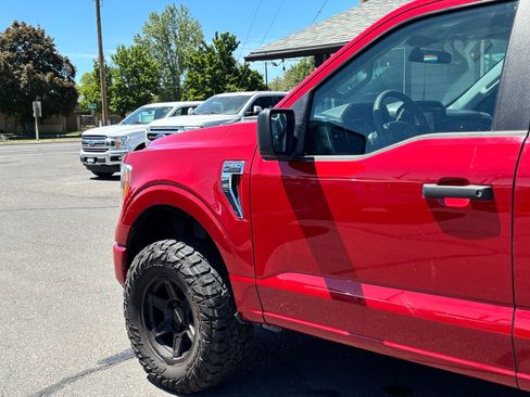 Used 2022 Ford F150 XLT w/ Trailer Tow Package AWD/4WD image 6