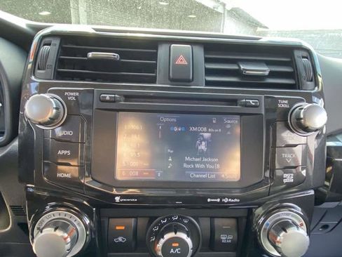 Used 2019 Toyota 4Runner TRD Off-Road Premium image 18