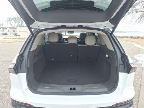 Used 2024 Lincoln Nautilus Premier w/ Equipment Group 102A image 22