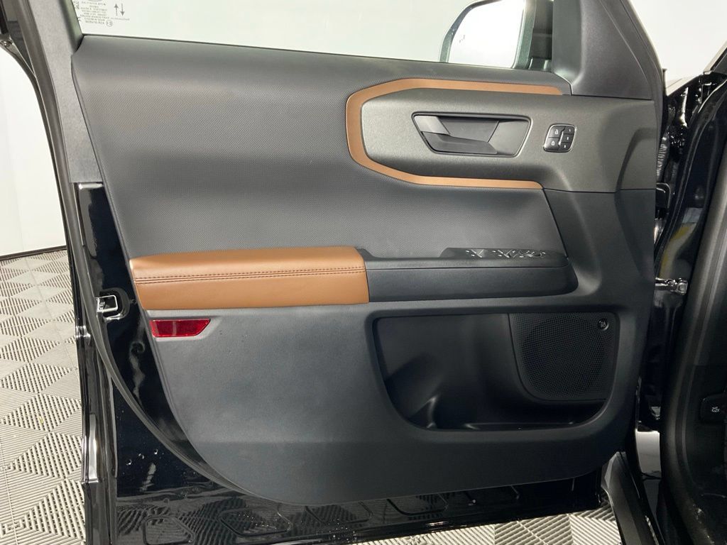New 2026 Ford Bronco Sport Outer Banks w/ Outer Banks Tech Package+ AWD/4WD image 12