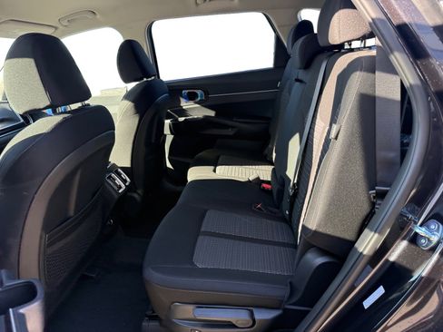New 2026 Kia Sorento LX image 14