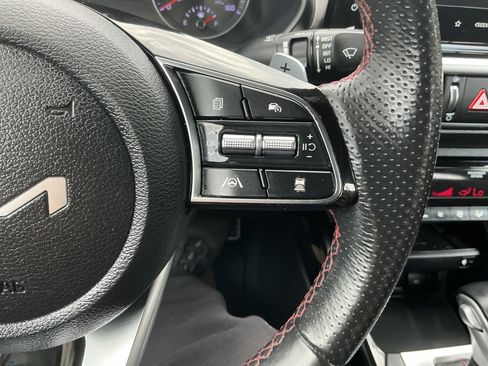 Used 2022 Kia Forte GT w/ GT Technology Package FWD image 18