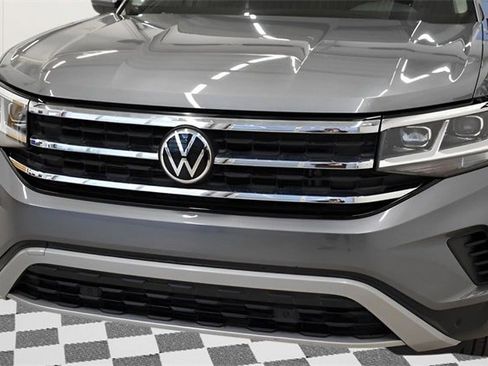 Used 2022 Volkswagen Atlas SE image 16