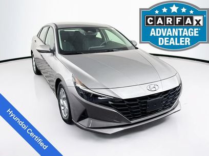 Certified 2021 Hyundai Elantra SE