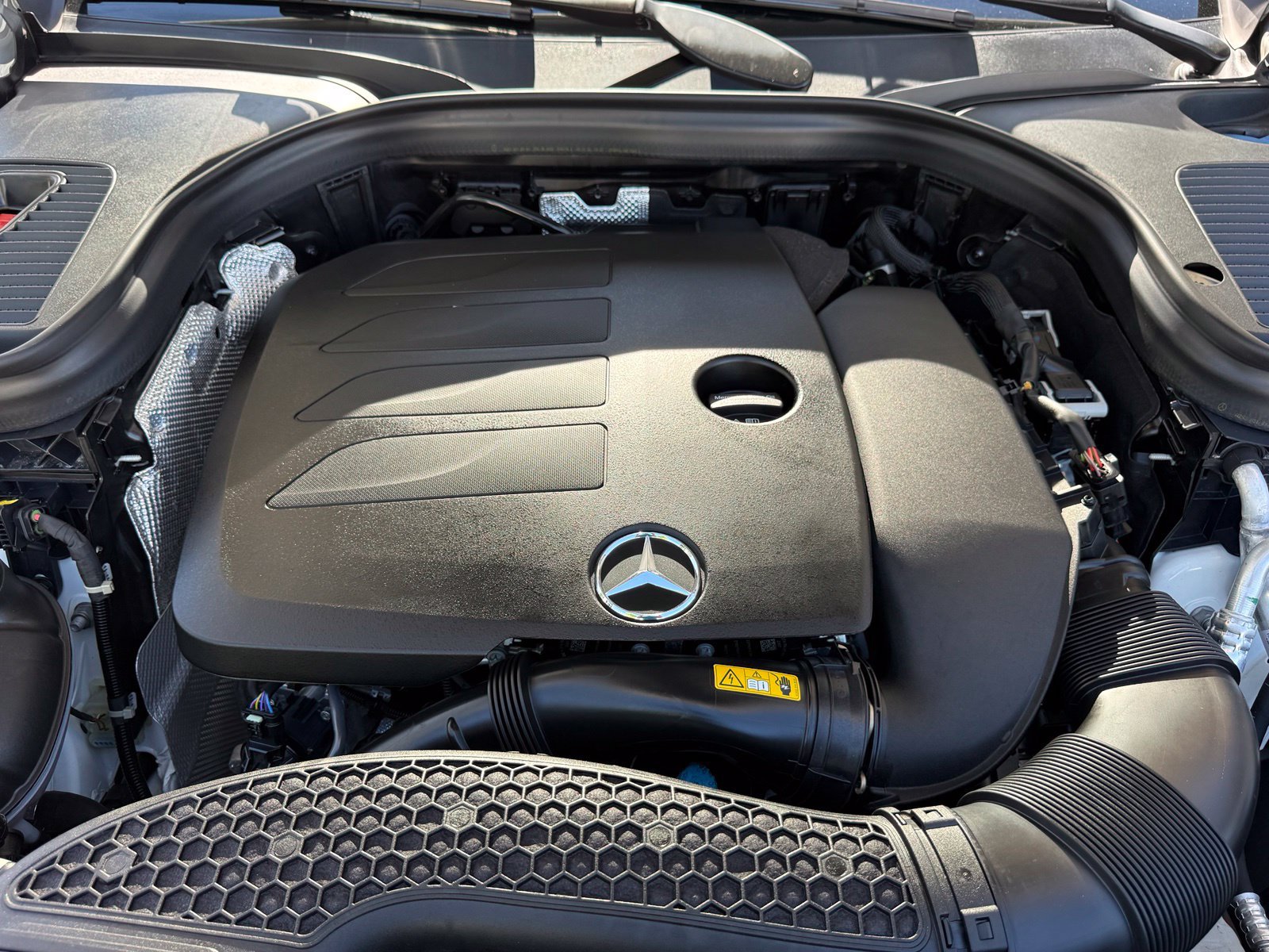 Used 2022 Mercedes-Benz GLC 300 4MATIC Coupe image 47