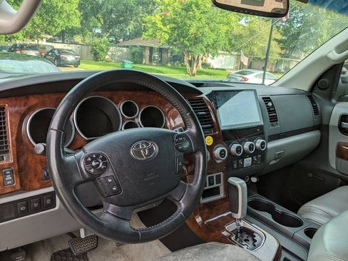 Used 2008 Toyota Sequoia Limited AWD/4WD image 15