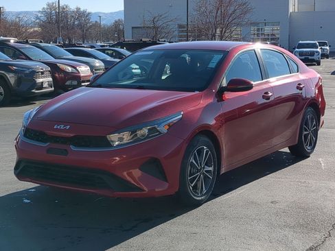 Used 2023 Kia Forte LXS w/ LXS Technology Package image 10