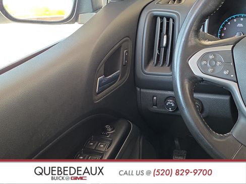 Used 2022 Chevrolet Colorado ZR2 AWD/4WD image 23