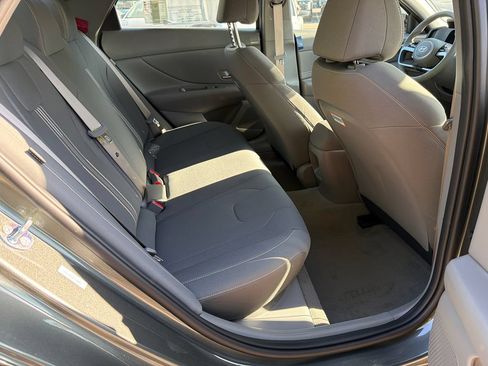 New 2026 Hyundai Elantra SEL Sport FWD image 15