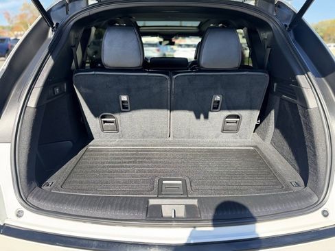 Used 2023 Acura MDX A-Spec image 5