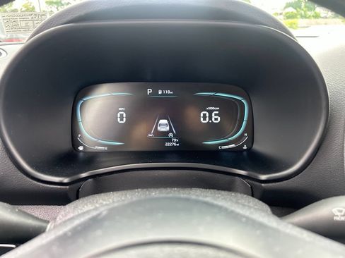 Certified 2023 Kia Soul LX FWD image 16