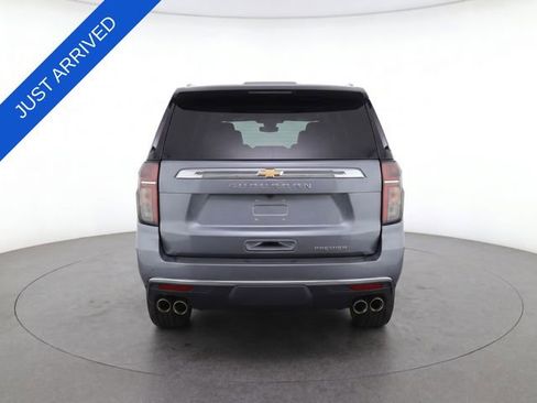 Used 2021 Chevrolet Suburban Premier AWD/4WD image 2