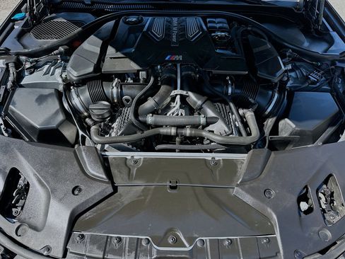 Used 2023 BMW M5 image 34