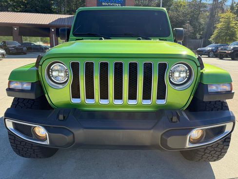 Used 2019 Jeep Wrangler Unlimited Sahara image 8