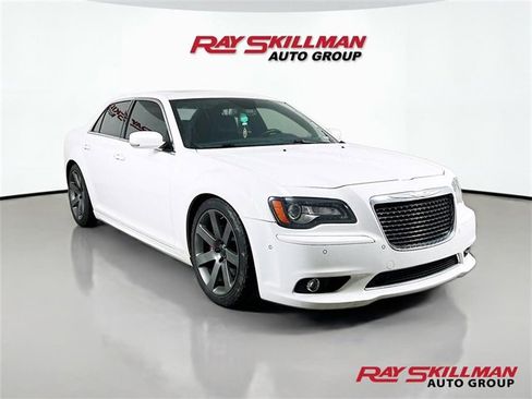 Used 2012 Chrysler 300 SRT8 w/ Leather Interior Group image 1