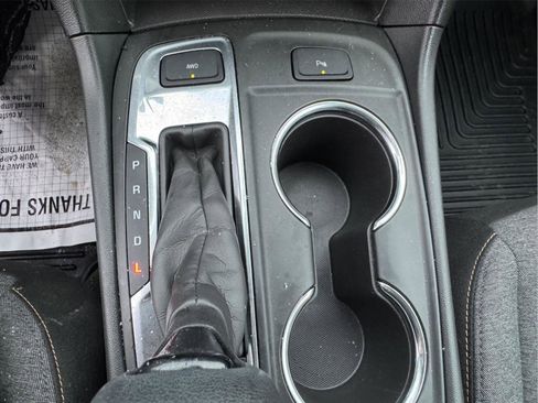 Used 2022 Chevrolet Equinox LT image 23