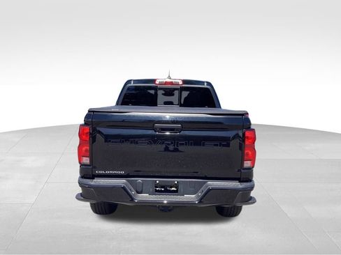Used 2023 Chevrolet Colorado Z71 w/ Z71 Convenience Package 2 AWD/4WD image 6