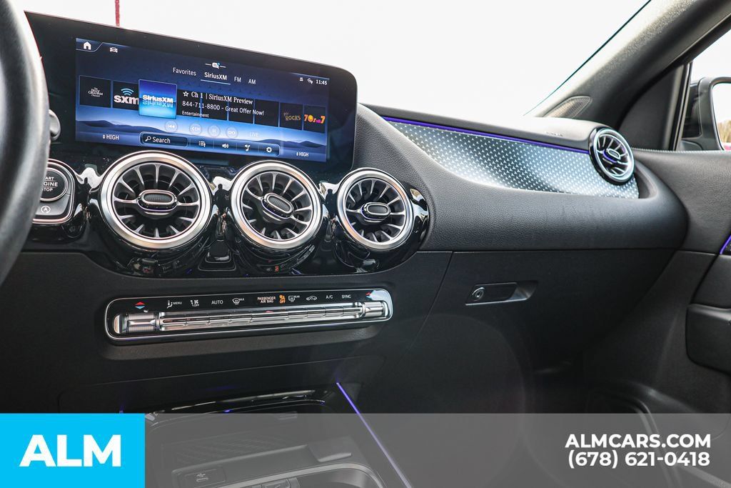 Used 2025 Mercedes-Benz GLA 250 4MATIC image 41