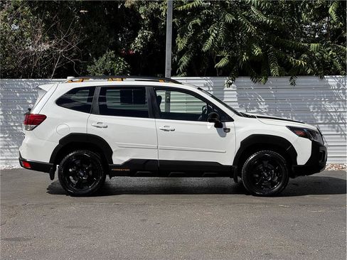 Used 2023 Subaru Forester Wilderness AWD/4WD image 13