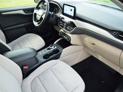 Certified 2022 Ford Escape SE w/ Convenience Package FWD image 14