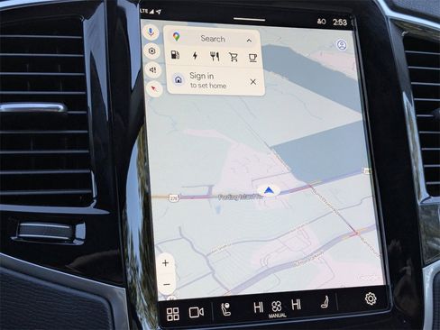 Certified 2024 Volvo XC90 T8 Plus w/ Protection Package Premier image 24