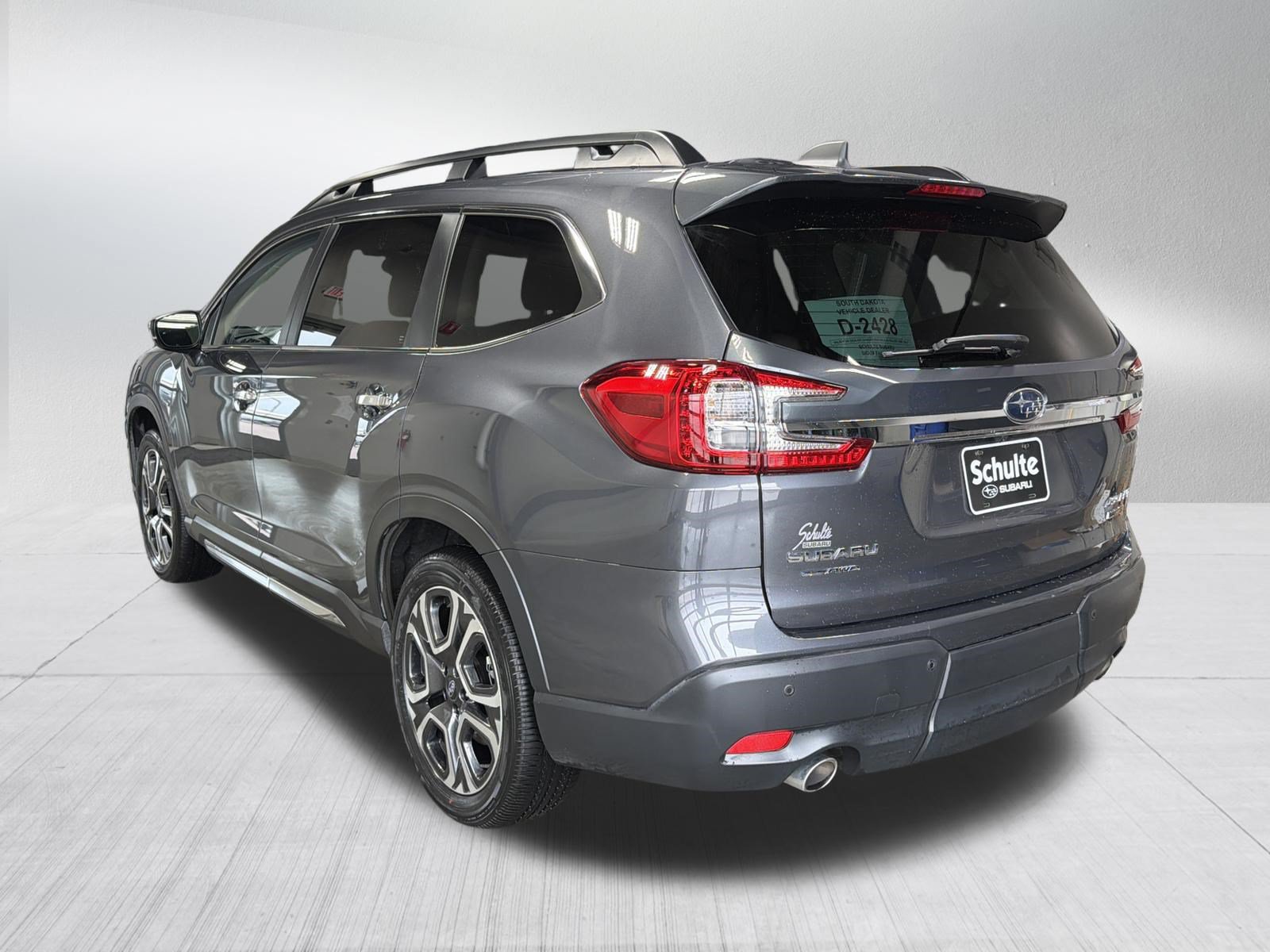 Certified 2025 Subaru Ascent Touring AWD/4WD image 5
