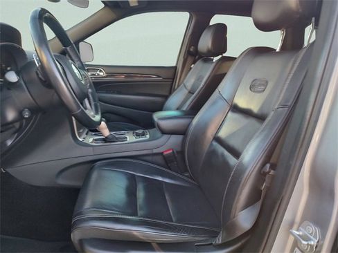Certified 2017 Jeep Grand Cherokee Overland image 30