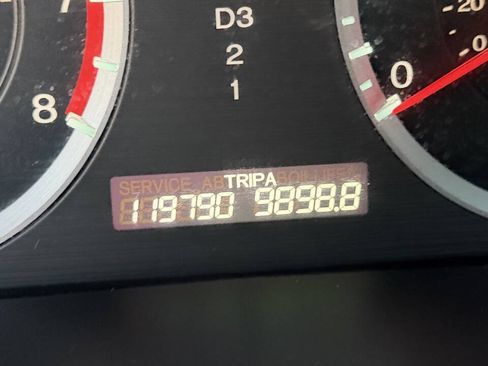 Used 2012 Honda Accord LX image 6