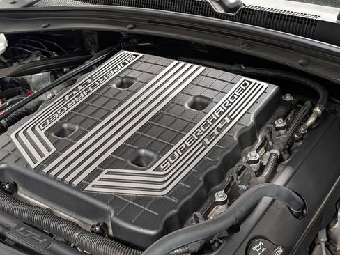 Used 2018 Chevrolet Camaro ZL1 image 32