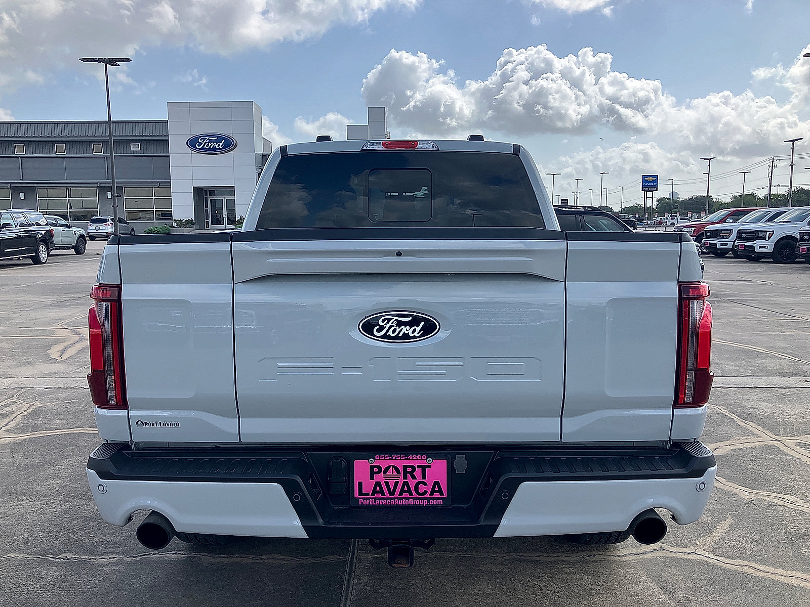 Used 2024 Ford F150 Lariat w/ Bed Utility Package AWD/4WD image 6