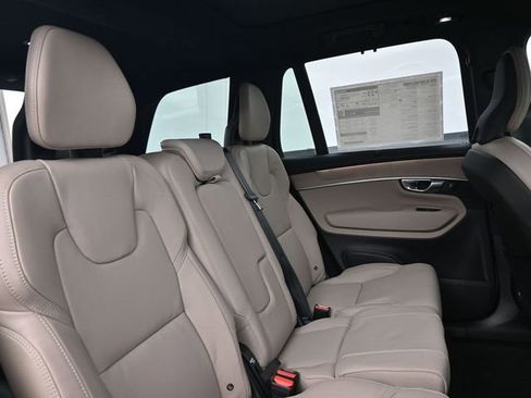 New 2026 Volvo XC90 B6 Ultra w/ Protection Package image 34