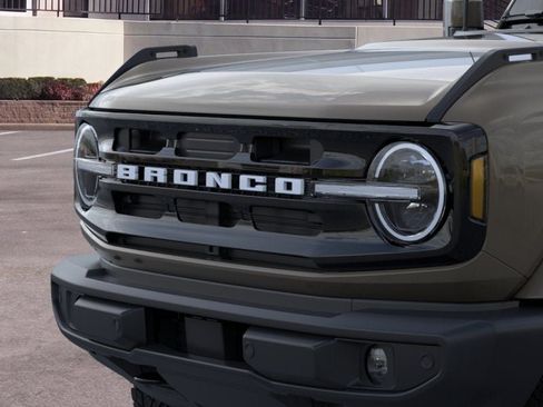 New 2026 Ford Bronco Outer Banks AWD/4WD image 19