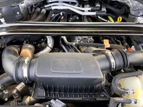 Certified 2020 Ford Explorer ST w/ Premium Technology Package image 32