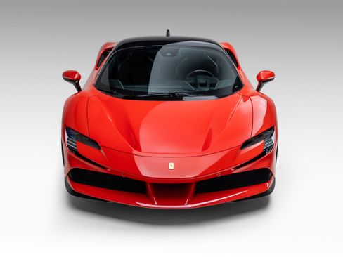 Used 2021 Ferrari SF90 Stradale image 6