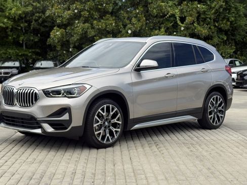 Used 2022 BMW X1 sDrive28i w/ Convenience Package FWD image 2
