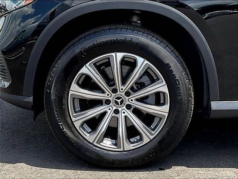 Used 2026 Mercedes-Benz GLC 300 4MATIC image 36