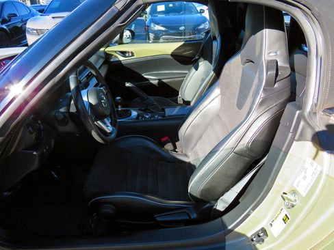 Used 2023 MAZDA MX-5 Miata Club w/ Brembo/BBS Recaro Package image 19