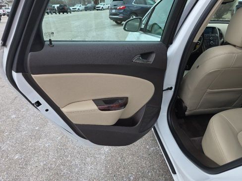 Used 2016 Buick Verano Convenience image 30