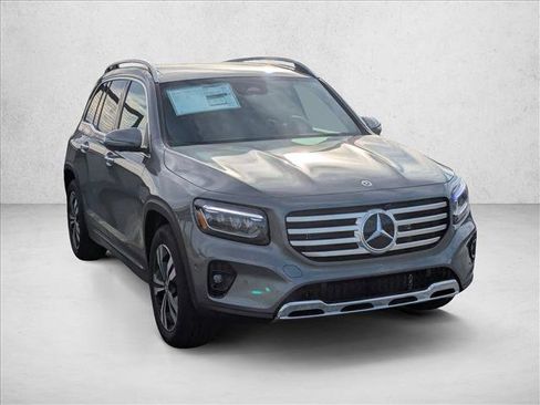New 2026 Mercedes-Benz GLB 250 4MATIC image 3