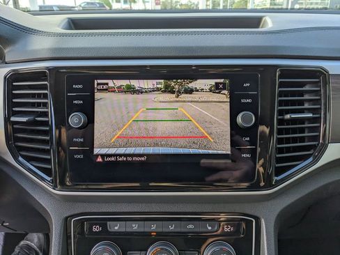 Used 2023 Volkswagen Atlas SE w/ Black Wheel Package image 23