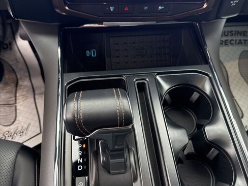 Used 2023 Ford F150 Lightning Lariat image 49