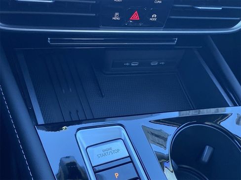 New 2026 Volkswagen Atlas SE image 25