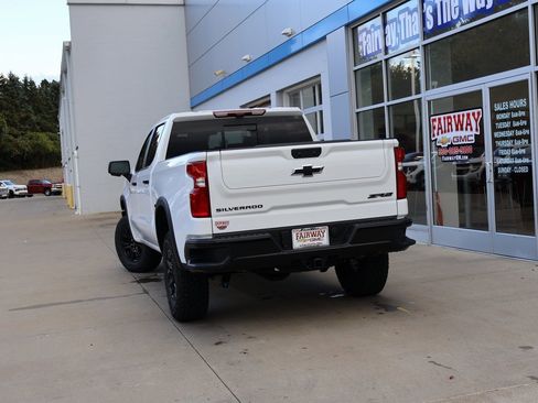 New 2026 Chevrolet Silverado 1500 ZR2 w/ Dark Appearance Package image 45