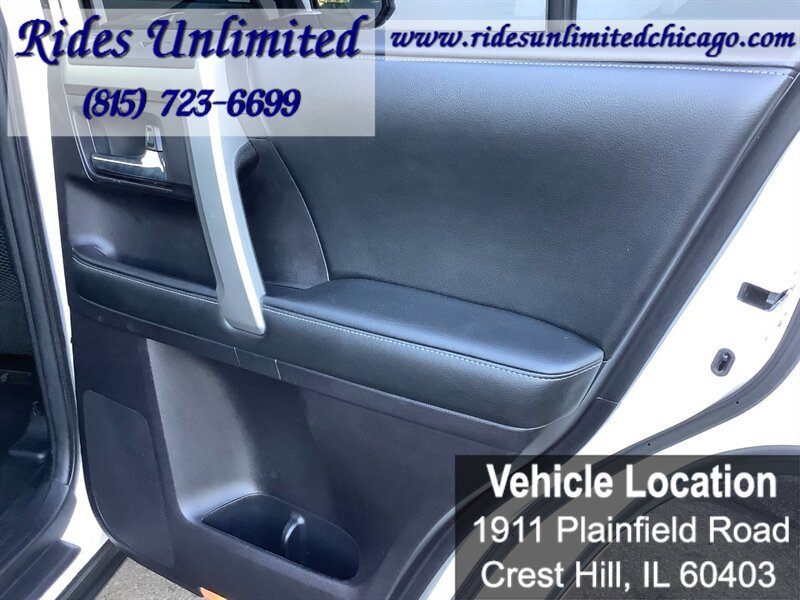 Used 2014 Toyota 4Runner SR5 AWD/4WD image 31