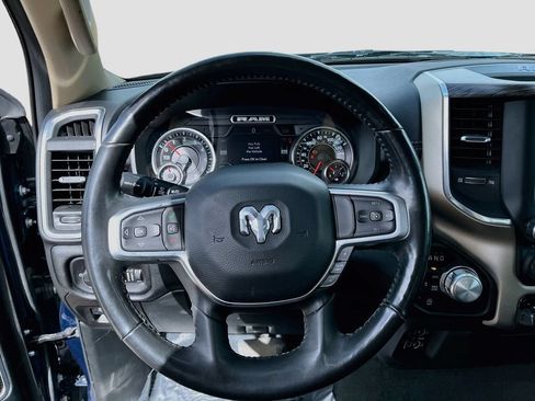 Used 2020 RAM 1500 Laramie AWD/4WD image 11
