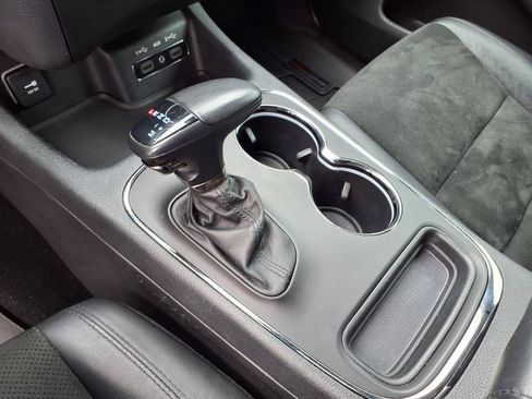 Used 2019 Dodge Durango R/T w/ Technology Group RWD image 27