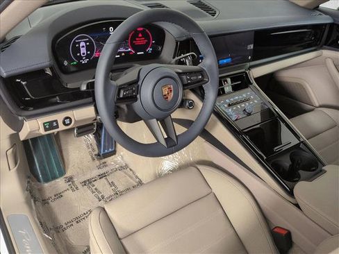 New 2026 Porsche Panamera image 3
